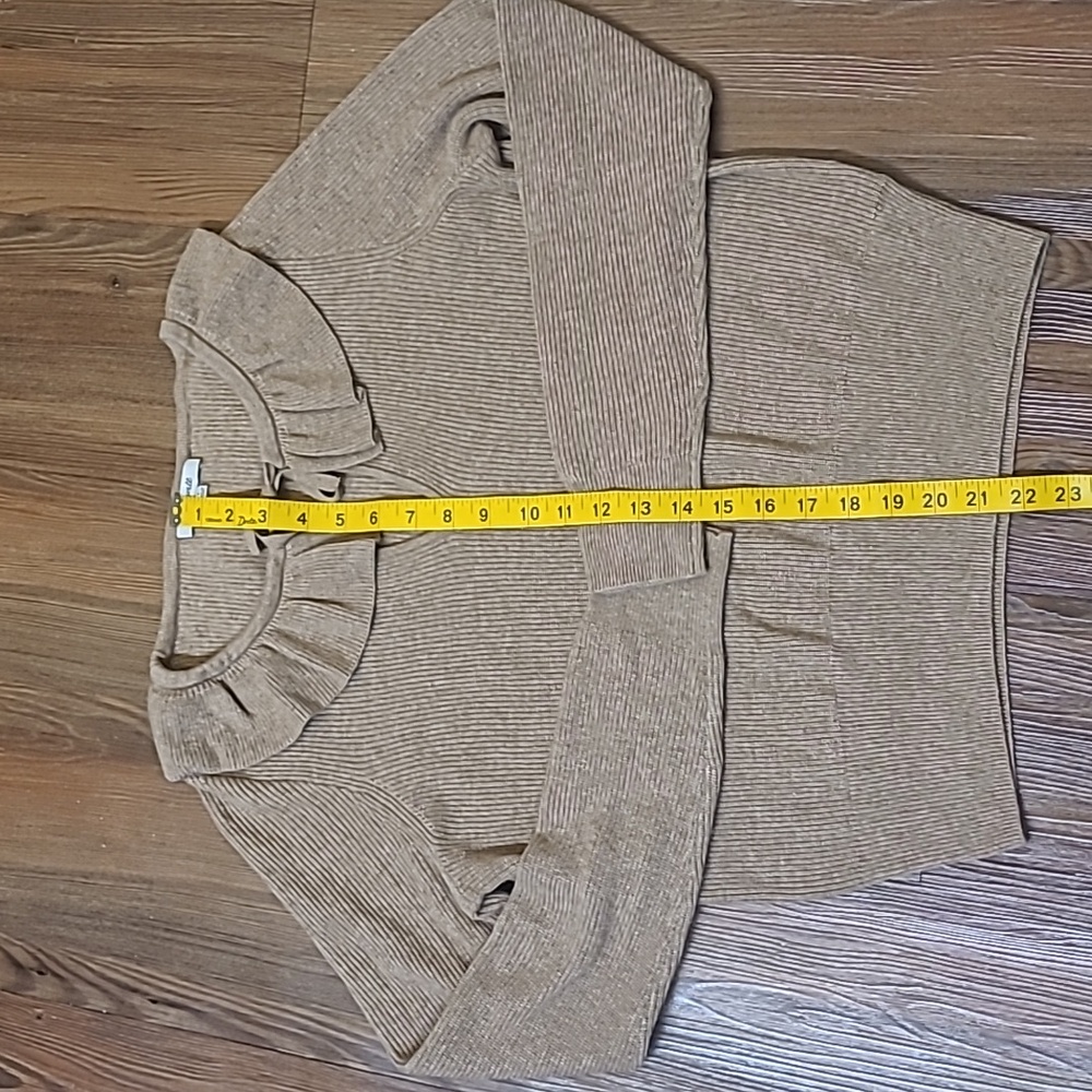 madewell Ruffled Collar Tan Sweater used good condition. - Picture 7 of 13
